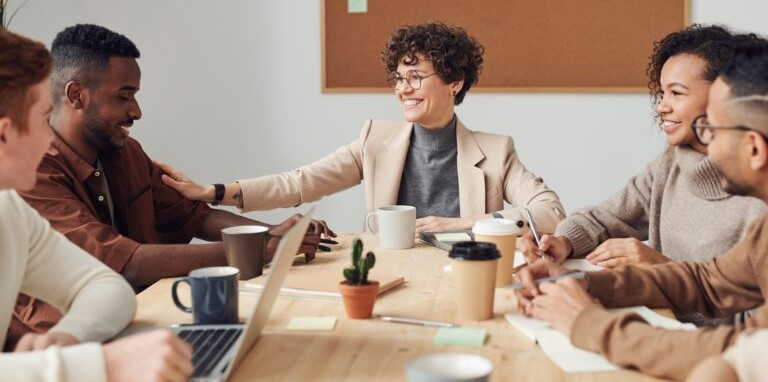 Board-meeting-pexels-768x382